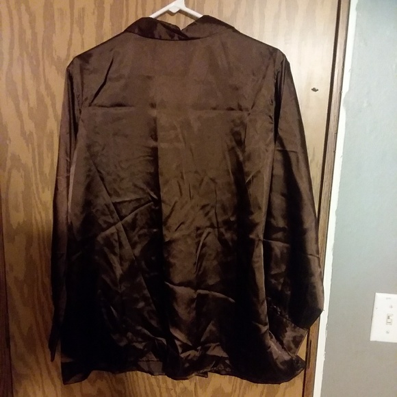 Bridge Gate blouse - Picture 3 of 5